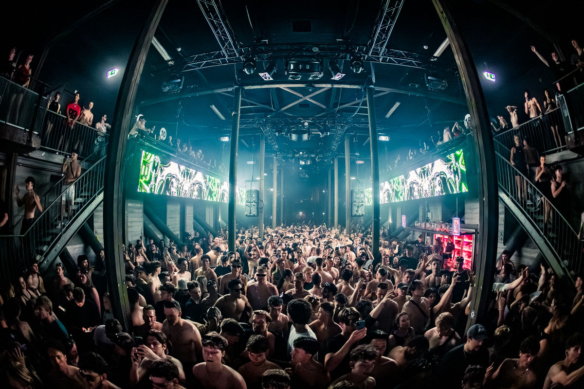 Loading... just a sec